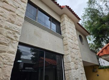 Casa · 260m² · 3 Recámaras · 2 Estacionamientos · Casa en Venta en Jardines de San Mateo, a 7 Minutos de Ciudad Satelite