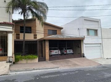1 · Casa en Venta en Lomas del Valle, San Pedro Garza García, Nuevo León