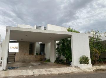 Casa · Casa Amueblada en Renta en Recidencial Aura