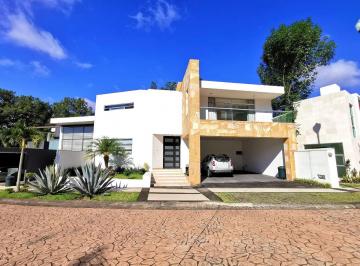 Casa de 3 habitaciones, Xalapa · Casa Residencial en Cumbres Privado, Junto Al Fracc Real del Bosque.