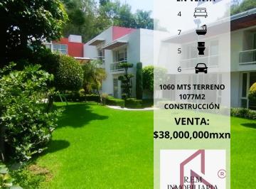 Casa · 1077m² · 4 Recámaras · 6 Estacionamientos · Lo Que Estas Buscando Lo Tenemos Nosotros, Acercate con Los Expertos
