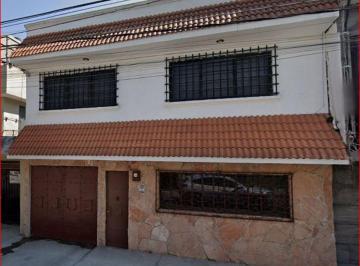 Casa de 3 habitaciones, Nezahualcóyotl · Venta de Casa en La Colonia Metropolitana 3ra Seccion, Nezahualcoyotl, Estado de Mexico