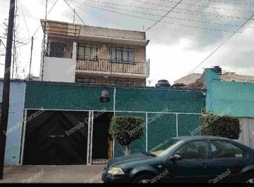 Departamento de 2 habitaciones, Benito Juárez · Se Vende Amplio Depto. Excelente Ubicación Exclusivo Efectivo