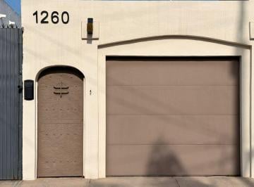 Casa · 156m² · 2 Recámaras · 3 Estacionamientos · Casa en Renta 1 Nivel - (4)