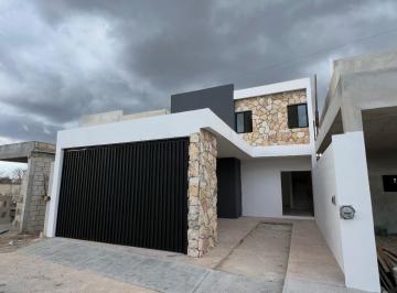 Casa · 277m² · 3 Recámaras · 2 Estacionamientos · Casa en Venta Dzitya
