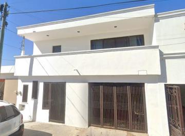 Casa de 4 habitaciones, Mérida · Casa en Venta en Mérida, Yucatán