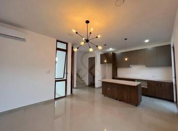 Casa · 310m² · 3 Recámaras · 2 Estacionamientos · Casa en Renta en Pueblo Dzitya