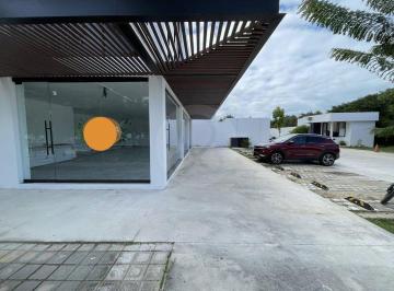 Local comercial · 60m² · 2 Estacionamientos · Local en Renta en Dzibilchaltún