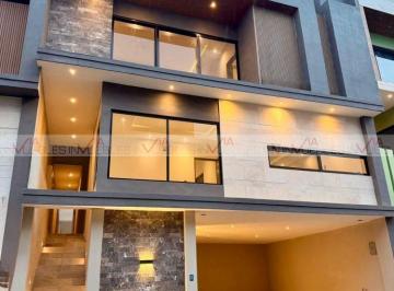Casa · 397m² · 4 Recámaras · 2 Estacionamientos · Casa en Venta en Cumbres Elite Premier Privadas Alpes y Everest