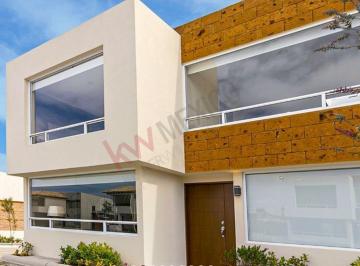 N/A · Casa en Venta en Residencial Lomas Virreyes en Calimaya, Edo. de México