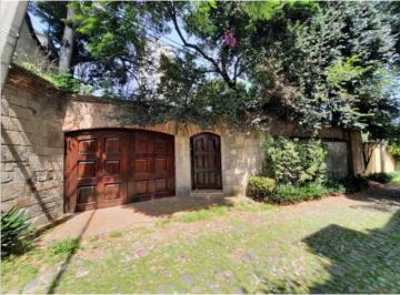Casa · 407ha · 4 Recámaras · 3 Estacionamientos · Acogedora Colonial, con Jardín, en El Corazón de San Angel, Para Actualizar