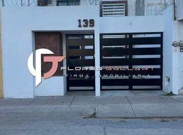 Casa · 147m² · 3 Recámaras · 1 Estacionamiento · Casa en Venta en Fracc. Villa Teresa Al Norte de La Ciudad de Aguascalientes P
