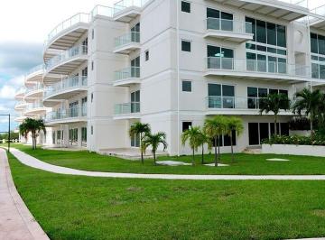 Departamento · 150m² · 3 Recámaras · 2 Estacionamientos · Departamento en Renta en Lagos del Sol, Cancún