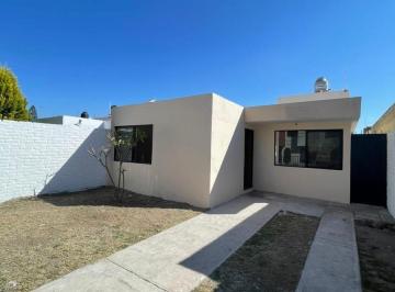 Casa · 124m² · 3 Recámaras · 1 Estacionamiento · Casa en Renta en Mariano Avila - Tequisquiapan