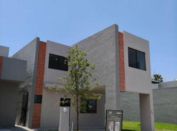 Casa en Venta de 3 habitaciones Fraccionamiento Villamagna · Casas Nuevas en Venta en Privada Monarca, Ramos Arizpe