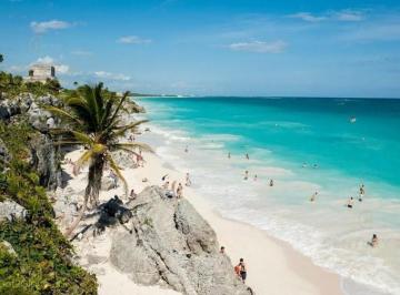 Terreno / Lote · 9711m² · Terreno de 1 Ha en Venta en Region 15 en Tulum $180 Usd X m² P4347