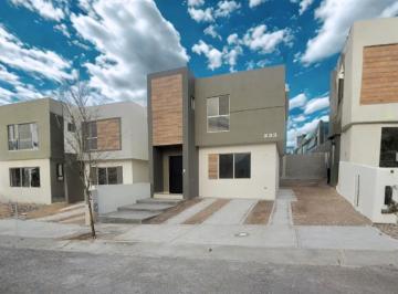 Casa de 3 habitaciones, Saltillo · Casa en Venta en Villas Castellana Al Norponiente de Saltillo