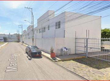 Casa de 2 habitaciones, Querétaro · Casa en Venta de Remate en Colonia Las Fuentes Querétaro Qro