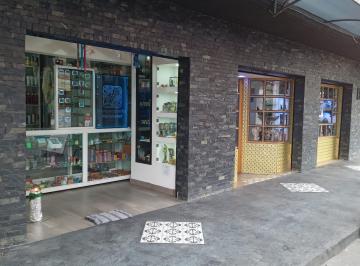 Local comercial de 2 habitaciones, Nezahualcóyotl · Traspaso Negocio con Acabados de Lujo y Departamento Bodega