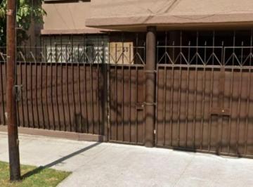 Casa de 4 habitaciones, Miguel Hidalgo · Casa en Av Irrigación en Venta Hipotecaria!