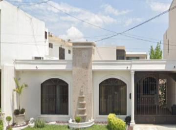 Casa de 4 habitaciones, Monterrey · Venta de Hermosa Propiedad Monterrey, Nuevo Leon