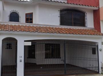 Casa de 3 habitaciones, Xalapa · Venta de Casa en Copenague Xalapa Enriquez Veracruz