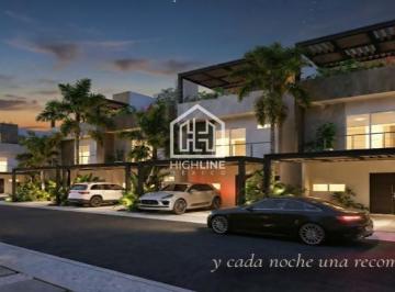 Casa · 112m² · 4 Recámaras · 2 Estacionamientos · Luxury Home in Playa del Carmen With 4 Bedrooms, 4 Full Bathrooms, And 2 Half Bathrooms