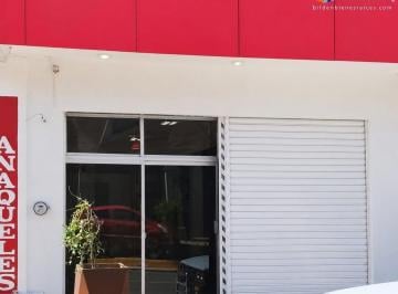 Local comercial · 100m² · Local en Renta en Av 20 de Noviembre Durango