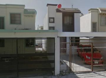 Casa de 2 habitaciones, Santa Catarina · Excelente Casa en Remate en Los Viñedos, Santa Catarina, N. L.