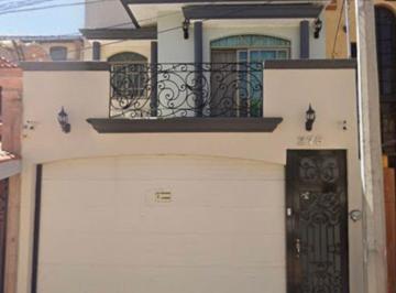 Casa de 3 habitaciones, Arandas · Venta de Casa en Jalisco