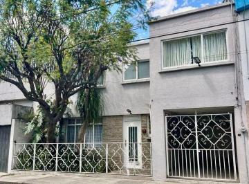 Casa de 3 habitaciones, Coyoacán · Casa con Jardín en Renta en Romero de Terreros
