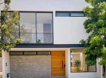 Casa en condominio de 4 habitaciones, Zapopan · Casa en Venta en Privanza Habitat, Zapopan: 4 Recámaras y Acabados de Lujo.