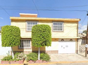 Casa de 4 habitaciones, Ecatepec de Morelos · Venta de Casa en Viveros Xalostoc Ecatepec de Morelos Edo Mex