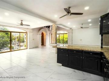 Departamento · 202m² · 4 Recámaras · Departamento en Venta en Versalles, Puerto Vallarta | Zona Premium y Alta Plusvalía