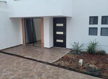 Casa de 3 habitaciones, Cuernavaca · Casa Sola en Lomas Tzompantle