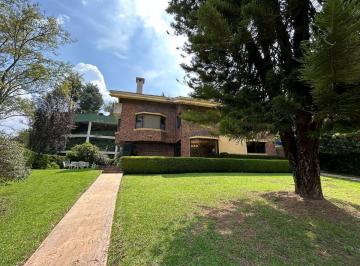 3998102282ab15c691cb3e2b4fc8df7bf428a50ce23a56601ad2256ae9a5db6f · Casa en Venta en Bosque de Bugambilias