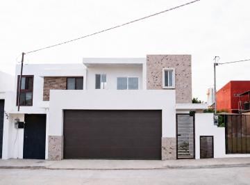 Casa de 3 habitaciones, Ensenada · Casa Nueva en Zona de Alta Plusvalía en Ensenada