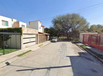 Casa de 3 habitaciones, Aguascalientes · - Casa en Remate Bancario - Fraccionamiento Lomas de Santaanita, Aguascalientes, Ags