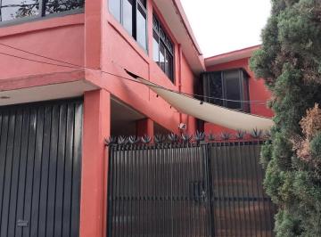 Casa · 214m² · 4 Recámaras · 3 Estacionamientos · Casa en Venta, Colonia El Dorado, Tlalnepantla, Estado de México