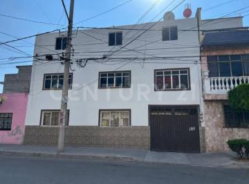 Casa · 122m² · 4 Recámaras · 10 Estacionamientos · Venta de Casa en La Colonia Moctezuma, Venustiano Carranza, Cdmx.