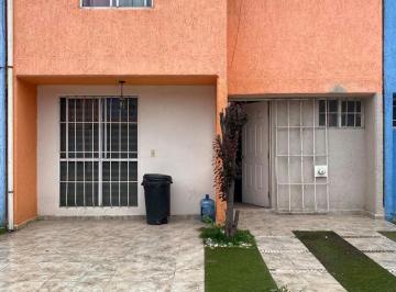 Casa · 94m² · 3 Recámaras · 2 Estacionamientos · Casa en Venta en Toluca, San Pedro Totoltepec