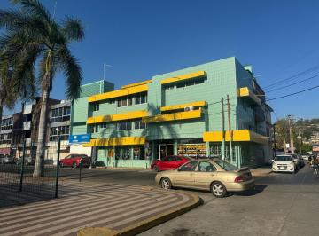 Edificio · 498m² · 10 Recámaras · Clinica Medica en Renta, Poza Rica, Veracruz