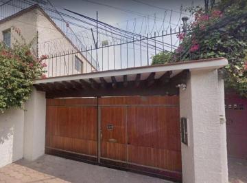 Casa de 5 habitaciones, Coyoacán · Casa en Venta en Santa Catarina, Coyoacán, Cdmx