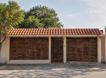 Casa · 150m² · 3 Recámaras · 2 Estacionamientos · Casa en Venta Lomas