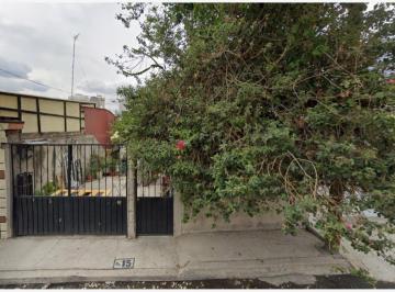 Casa de 3 habitaciones, Atizapán de Zaragoza · Casa en Venta de Remate en Lomas de Atizapán Primera Sección Tlalnepantla de Baz Mex