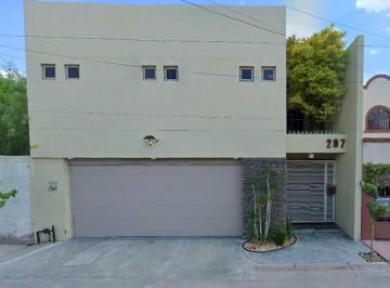 Casa de 3 habitaciones, Torreón · Casa en Venta en Residencial La Hacienda, Torreón.