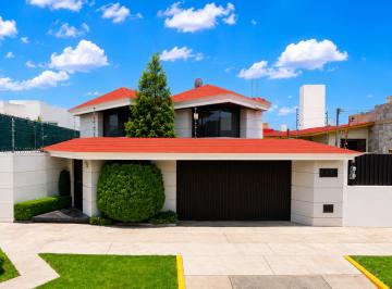 Casa de 5 habitaciones, Naucalpan de Juárez · Casa en Venta en Colonia Ciudad Satelite, Naucalpan de Juarez, Estado de Mexico