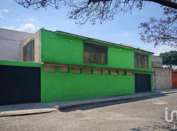 Bodega comercial · 217m² · 2 Recámaras · 1 Estacionamiento · Bodega en Venta en Valle de Aragón