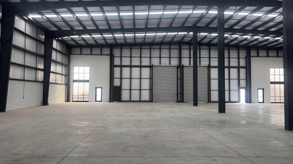 Industrial Warehouse for Rent on Blvd. Óscar Flores Tapia