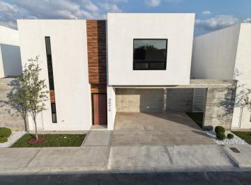 1 · Casa Nueva en Renta Al Norte de La Ciudad